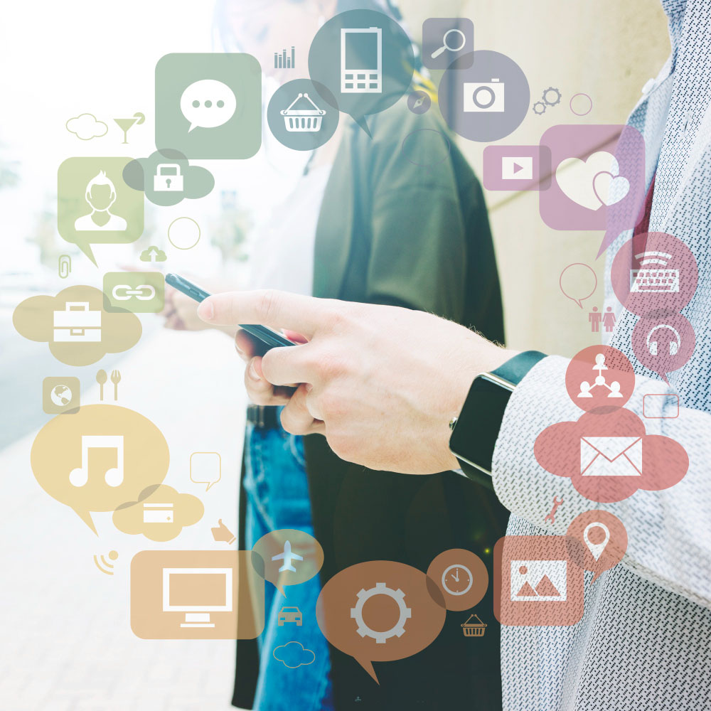 gestione canali social della farmacia con il digital hub di farmacia evoluta